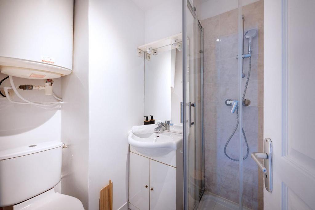 Le Pavillon Studio 2Pers Apartment Лион Екстериор снимка